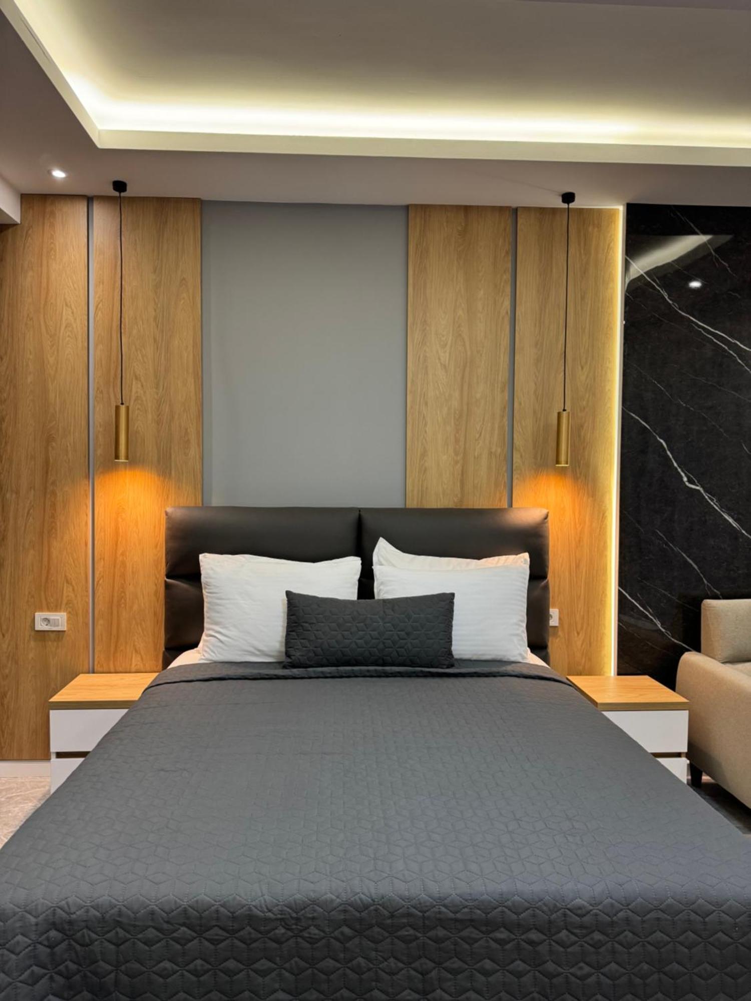 Hotel Maraj Улцинь Экстерьер фото